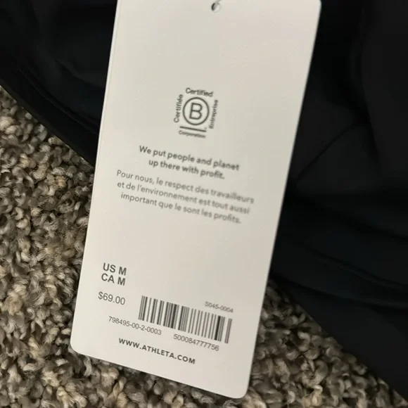 NWT! Athleta Black Ventura Crop Bikini Top D-DD - Multiple Sizes 💙